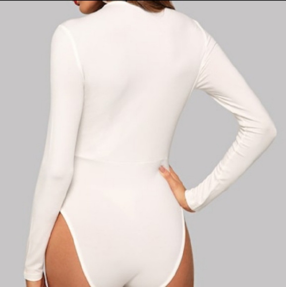 CLEARANCE ❗LAST 1❗ LACE TRIM BODYSUIT - Picture 3 of 4